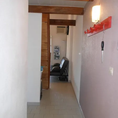 Apartamento Appt 2 Pces Mez 42m² + Terrasse 7m² Ref 4037 Le Castellas